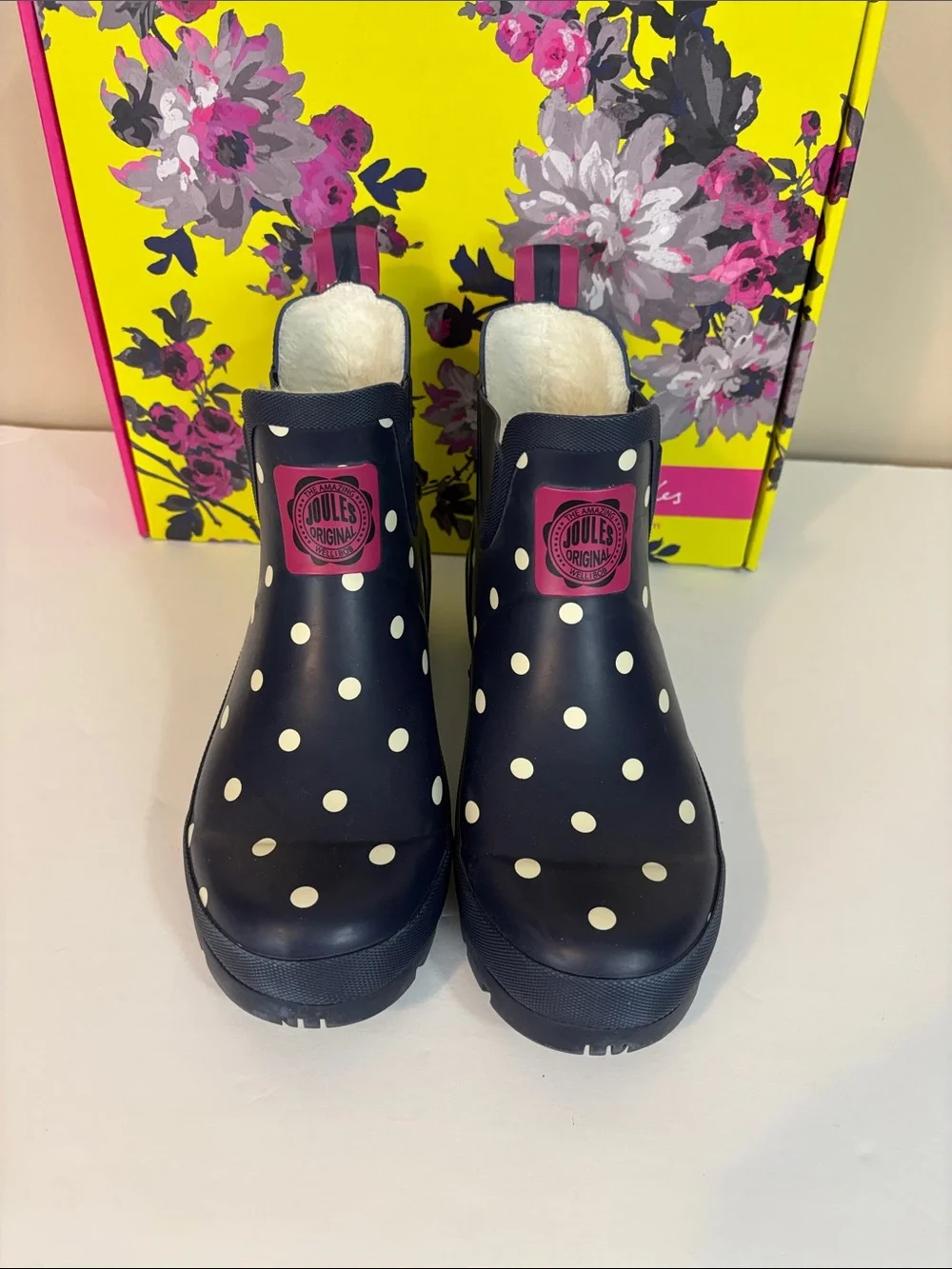Joules Right as Rain  Polkadot  Wellibob Rain Boots Size 8